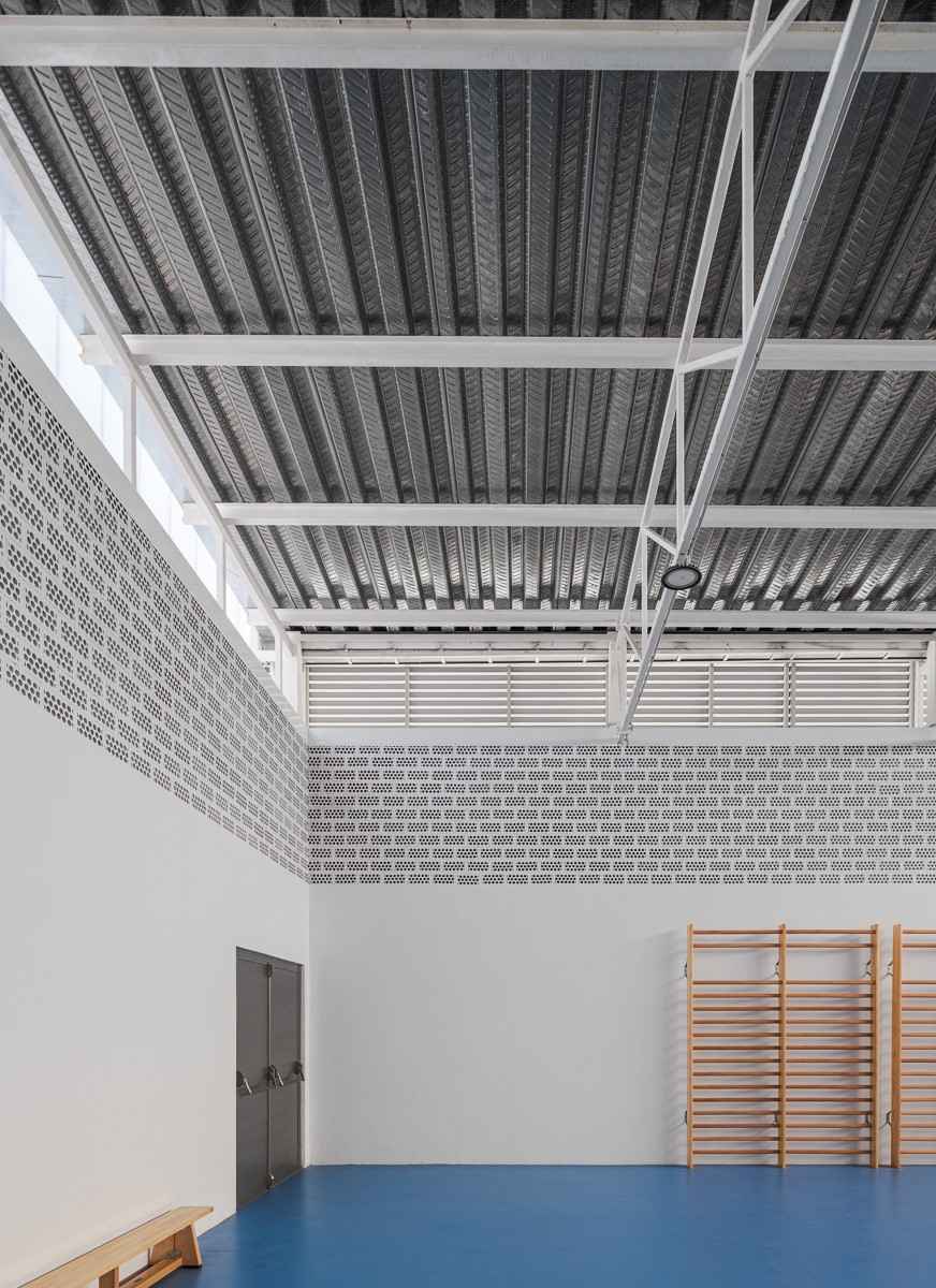 Colegio de Educación Infantil y Primaria en Almerimar (El Ejido, Almería). Arquitectura educativa sostenible en Andalucía. Proyecto: LAP arquitectos en Córdoba